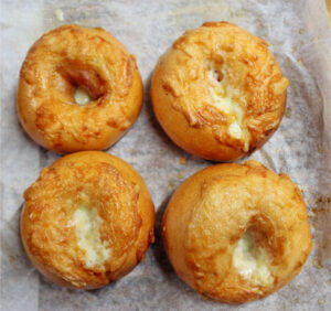 トマト&バジルベーグル