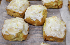 レモンとアーモンドのスコーン